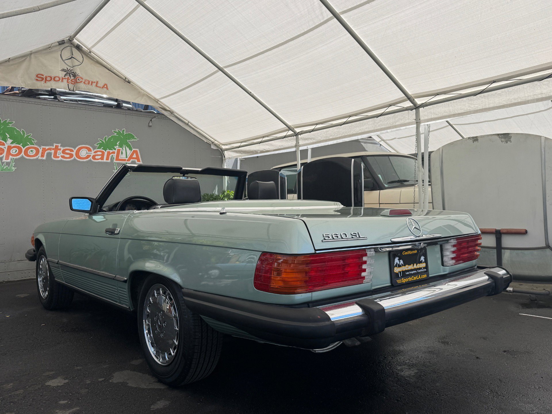 Used 1988 Mercedes-Benz 560 SL image 4