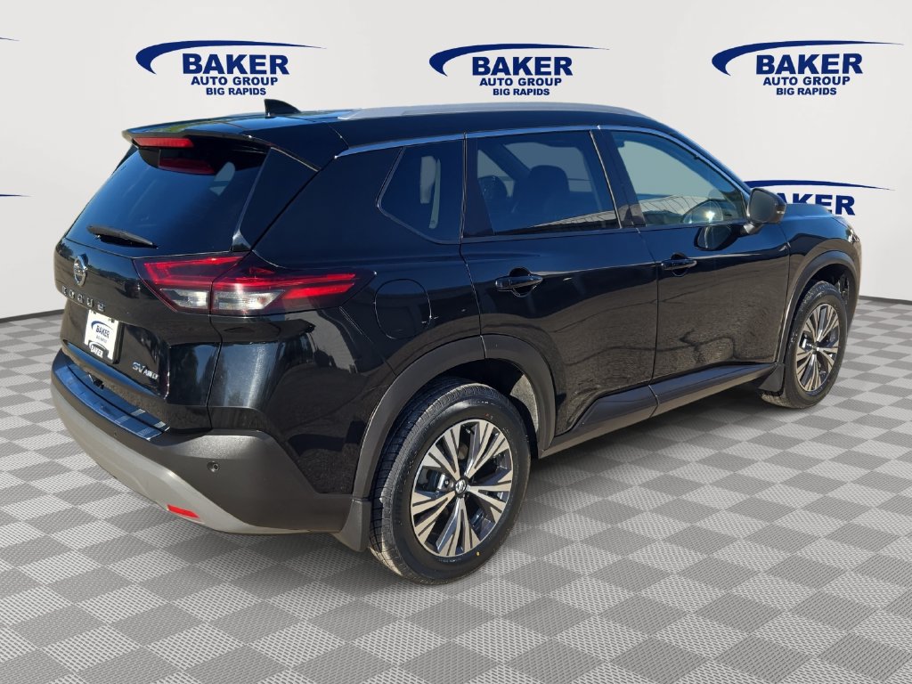 Used 2021 Nissan Rogue SV AWD/4WD image 3