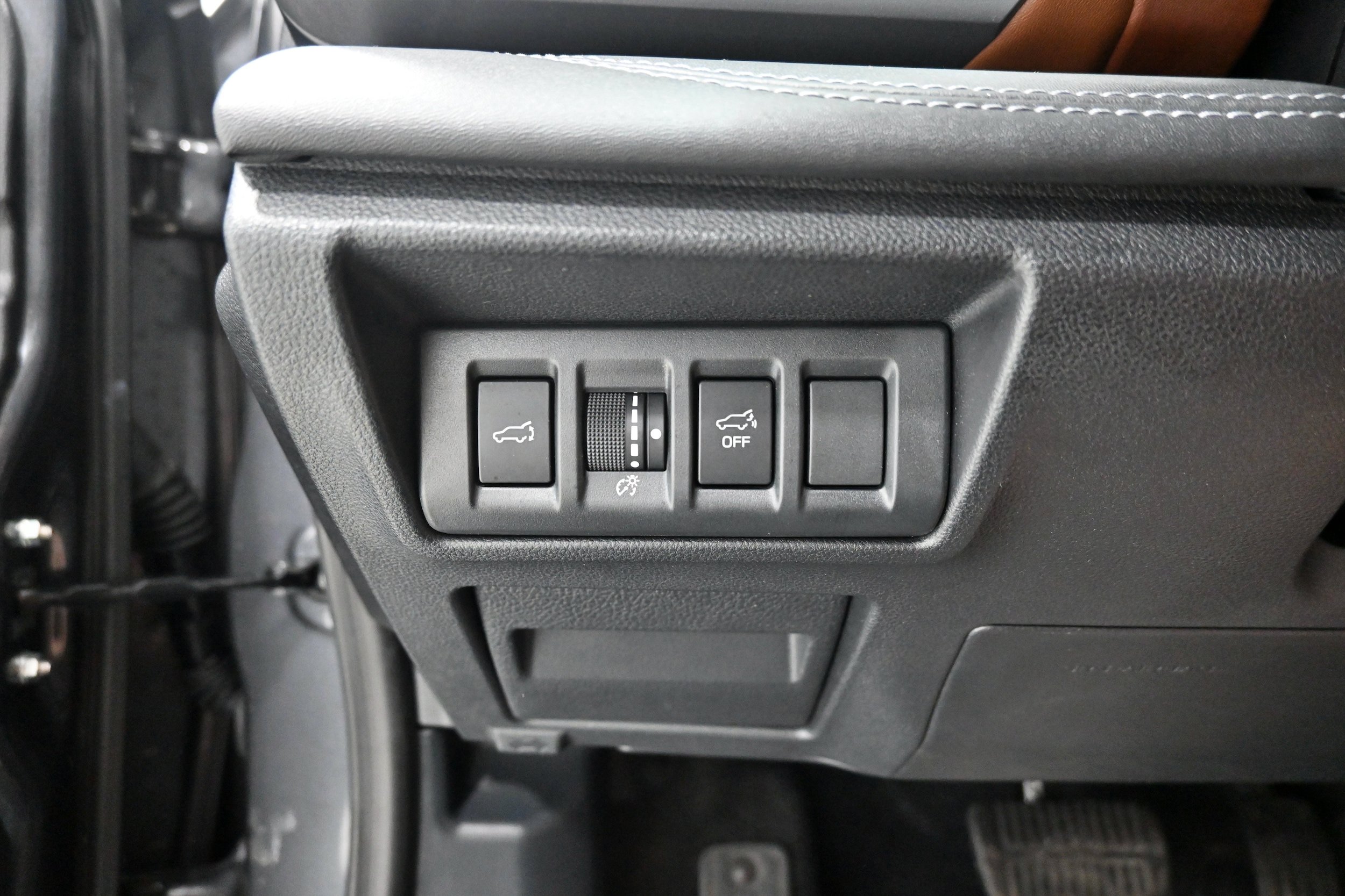Used 2020 Subaru Outback Touring XT AWD/4WD image 9