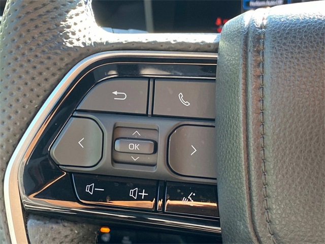 Used 2025 Toyota Sequoia Platinum image 21