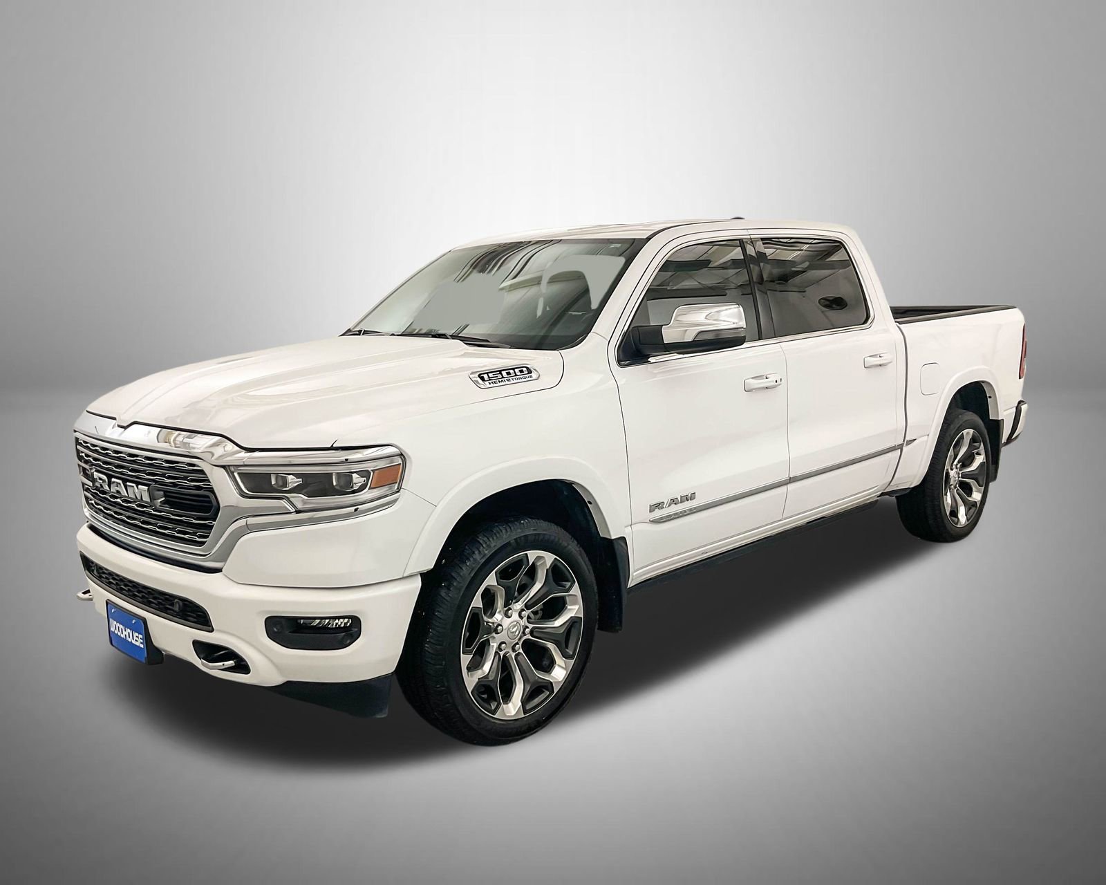 Used 2023 RAM 1500 Limited w/ Body Color Bumper Group