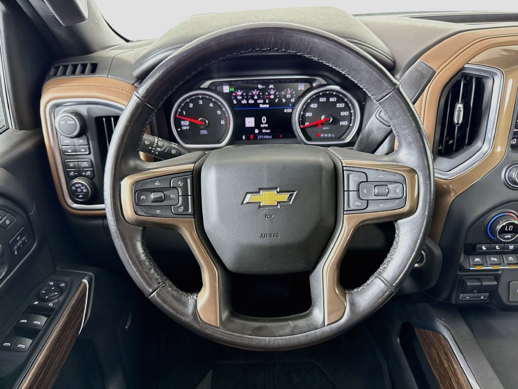 Used 2021 Chevrolet Silverado 1500 High Country w/ Technology Package AWD/4WD image 11