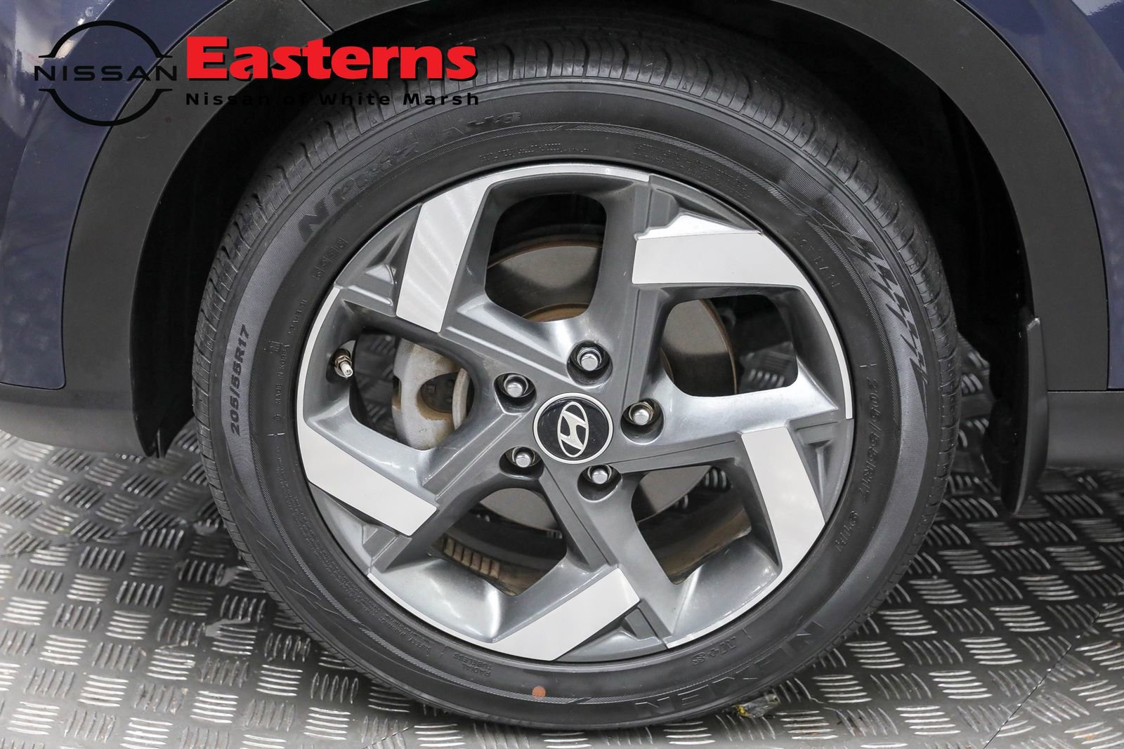 Used 2023 Hyundai Venue Limited image 49