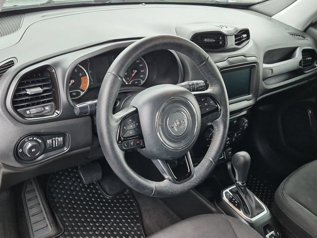 Used 2019 Jeep Renegade Altitude w/ Quick Order Package 22M AWD/4WD image 10