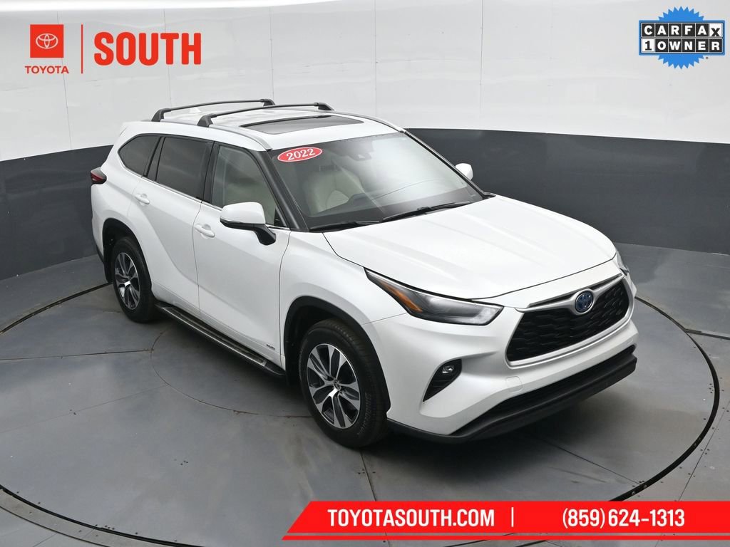 Used 2022 Toyota Highlander XLE image 56
