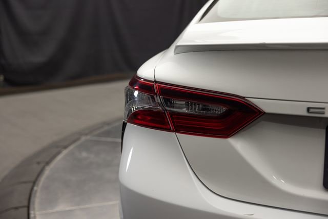 Used 2024 Toyota Camry SE w/ Cold Weather Package image 9