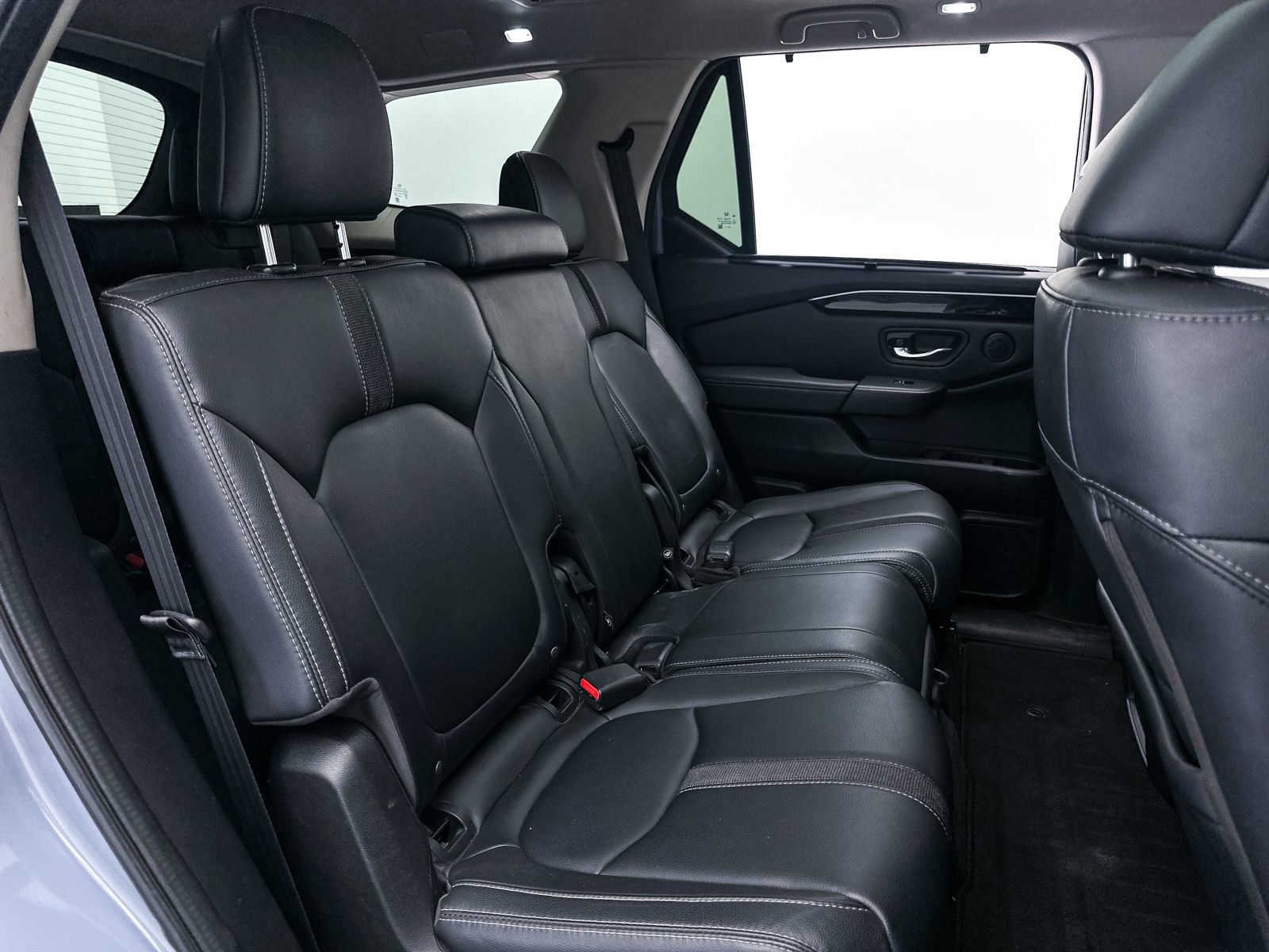 Used 2023 Honda Pilot Touring image 35