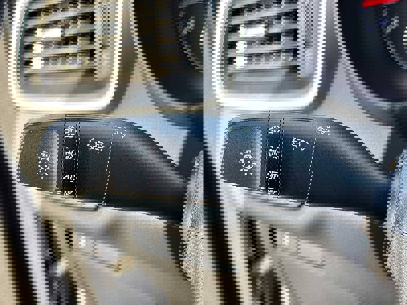 Used 2020 Kia Sorento AWD V6 image 25