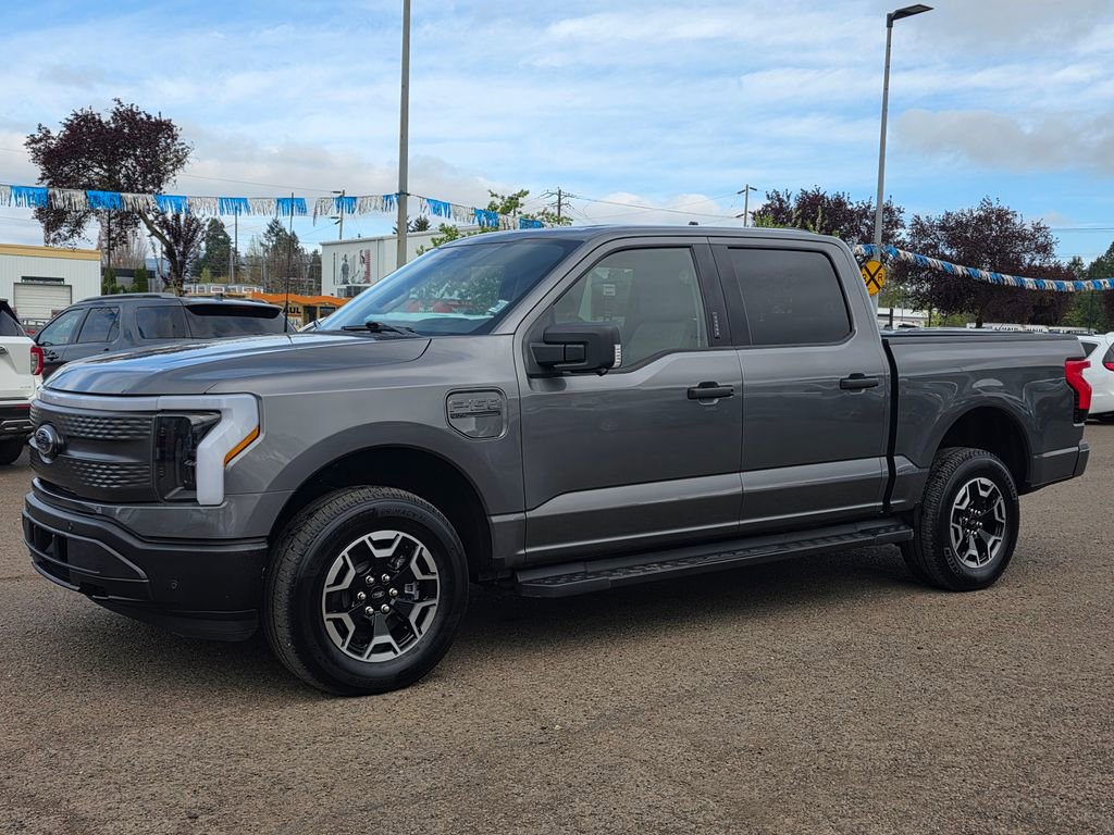 Used 2023 Ford F150 Lightning XLT image 1
