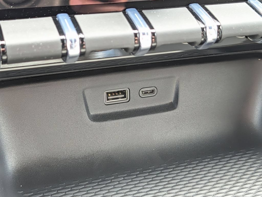 New 2026 GMC Terrain Elevation w/ Elevation Premium Package AWD/4WD image 52