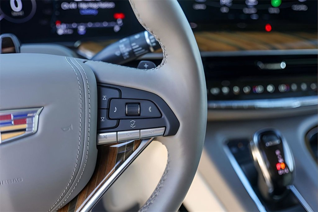 Certified 2024 Cadillac Escalade Premium Luxury Platinum w/ Heavy-Duty Trailer Package image 13