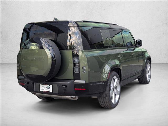 New 2026 Land Rover Defender 130 X-Dynamic SE AWD/4WD image 2