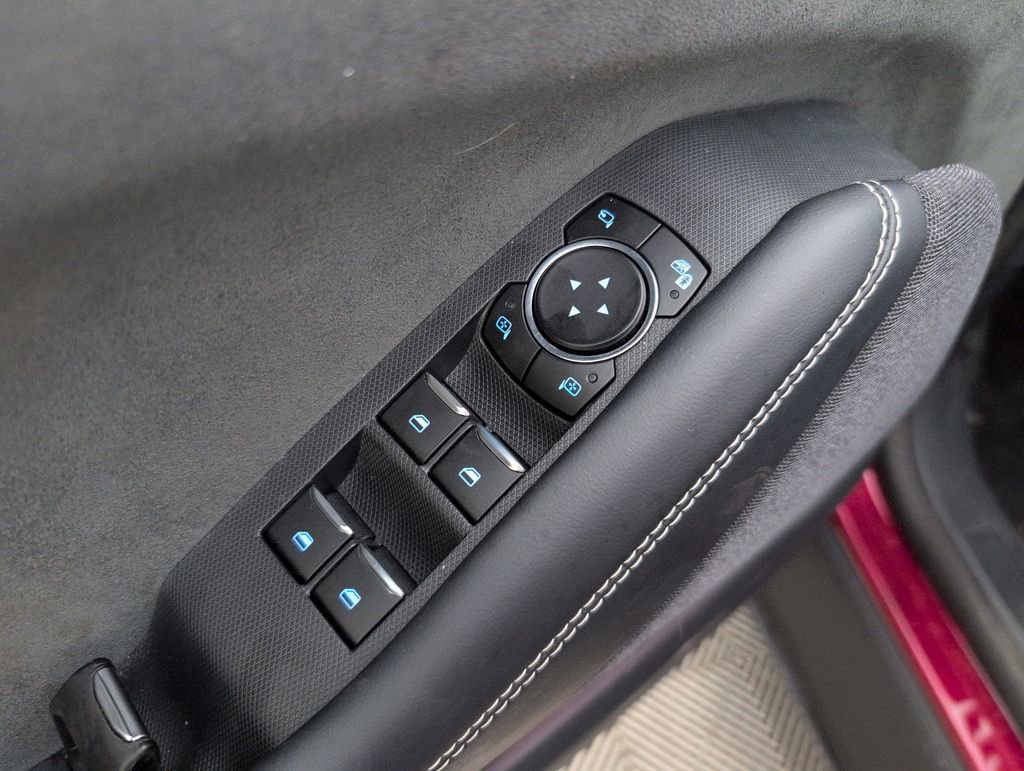 Used 2025 Ford Mustang Mach-E GT AWD/4WD image 32