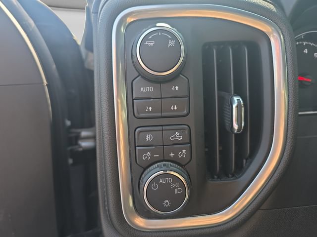 Used 2019 Chevrolet Silverado 1500 LT Trail Boss AWD/4WD image 20