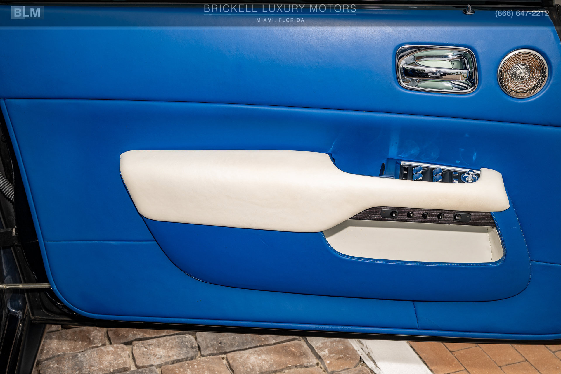 Used 2015 Rolls-Royce Wraith RWD image 15