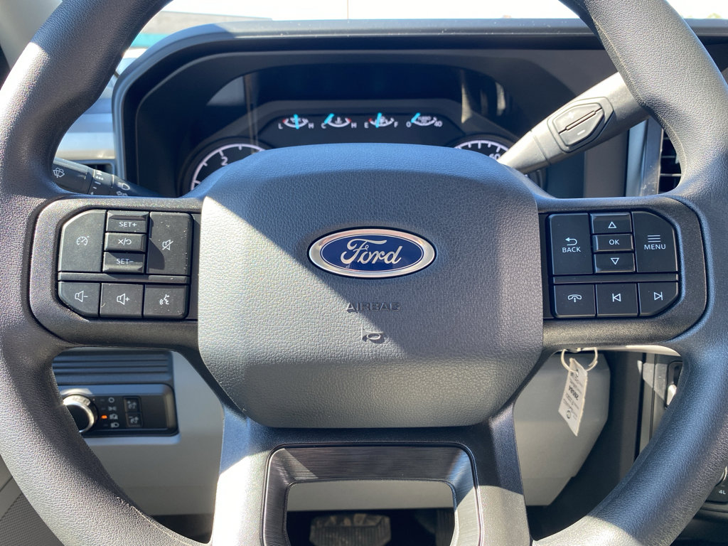 New 2026 Ford F250 XL w/ XL Off-Road Package image 8