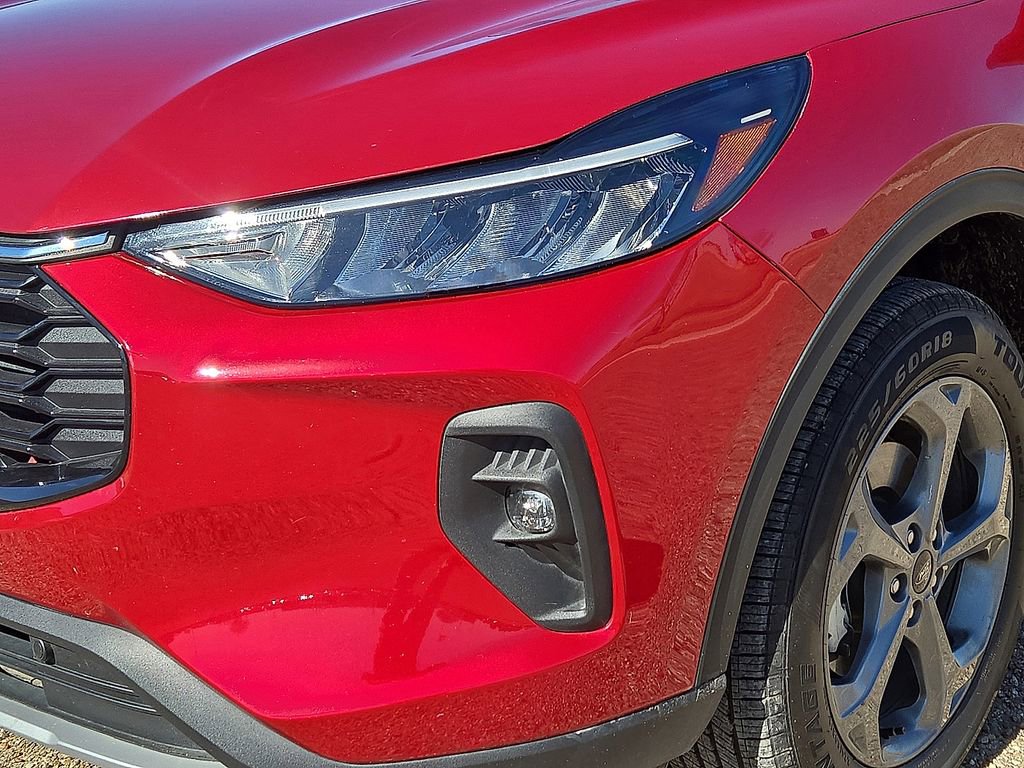 Used 2025 Ford Escape ST-Line Select image 9