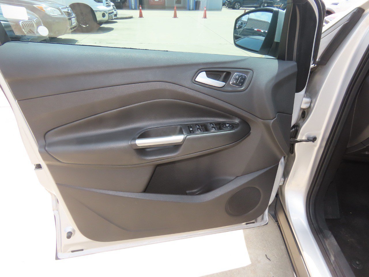 Used 2016 Ford Escape Titanium FWD image 25
