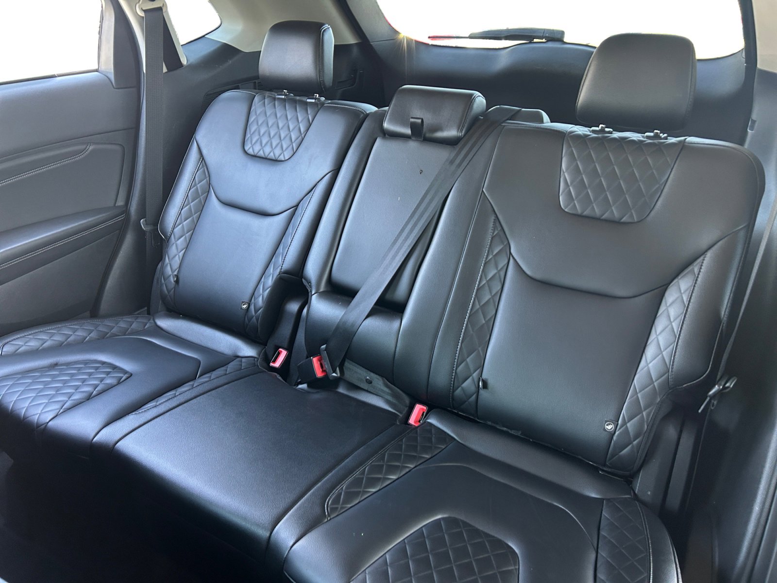 Used 2023 Ford Edge Titanium AWD/4WD image 13