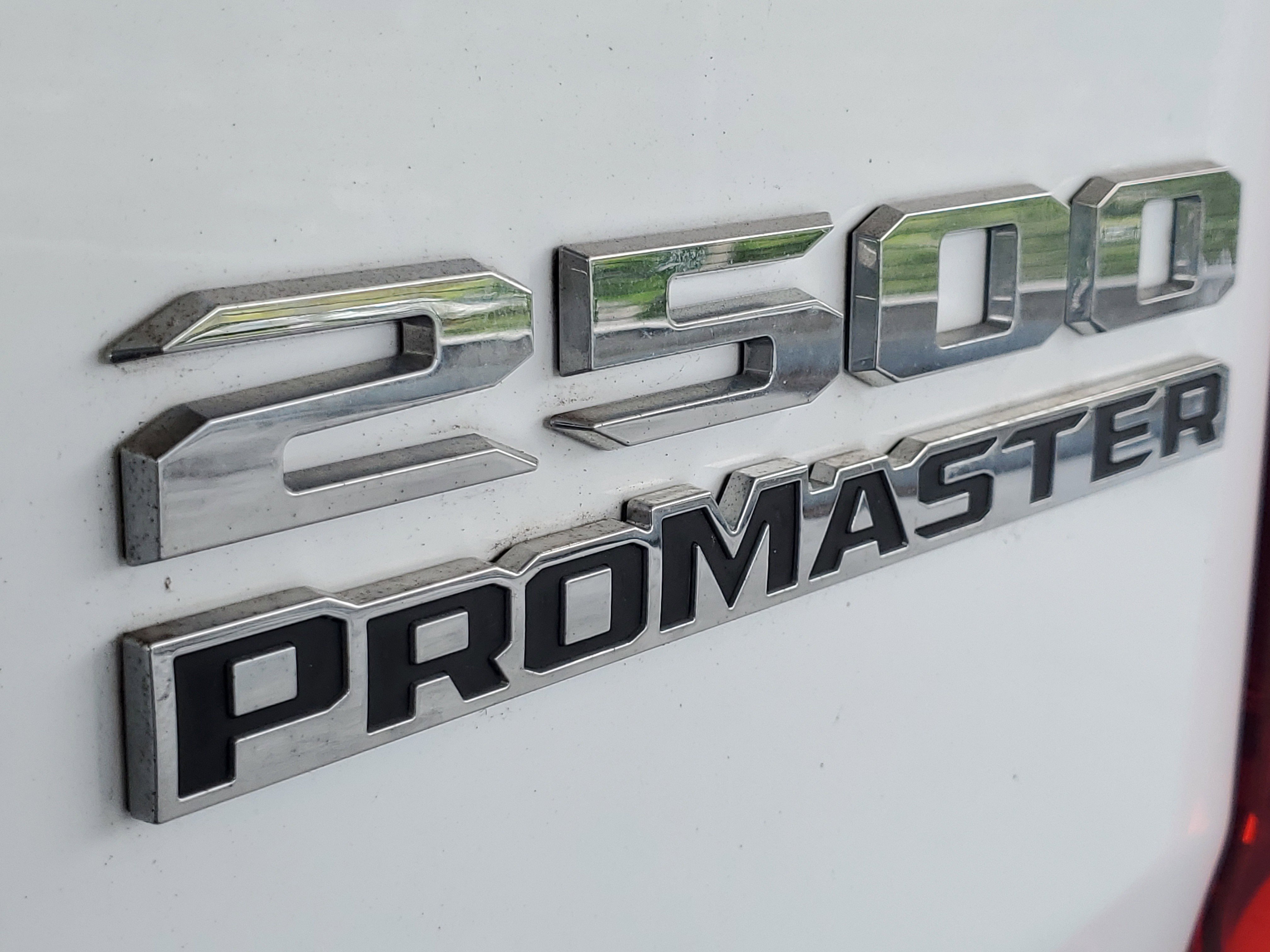 Used 2023 RAM ProMaster 2500 FWD image 6