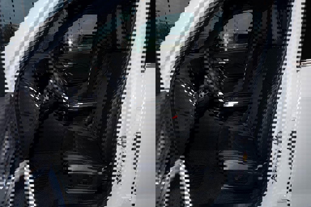 Used 2025 BMW X1 xDrive28i w/ Convenience Package image 19