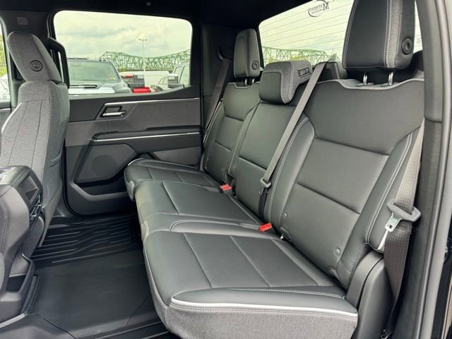 New 2026 GMC Sierra EV Elevation w/ LPO, Elevation Dark Package AWD/4WD image 10