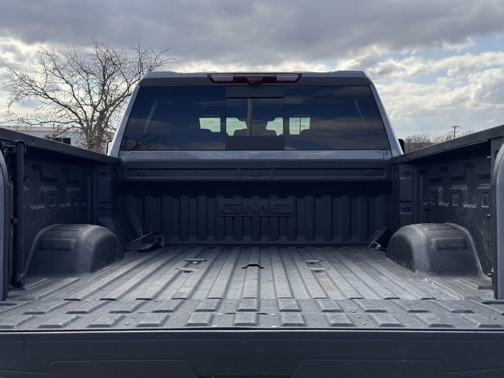 Used 2025 GMC Sierra 2500 AT4 w/ AT4 Premium Plus Package image 32