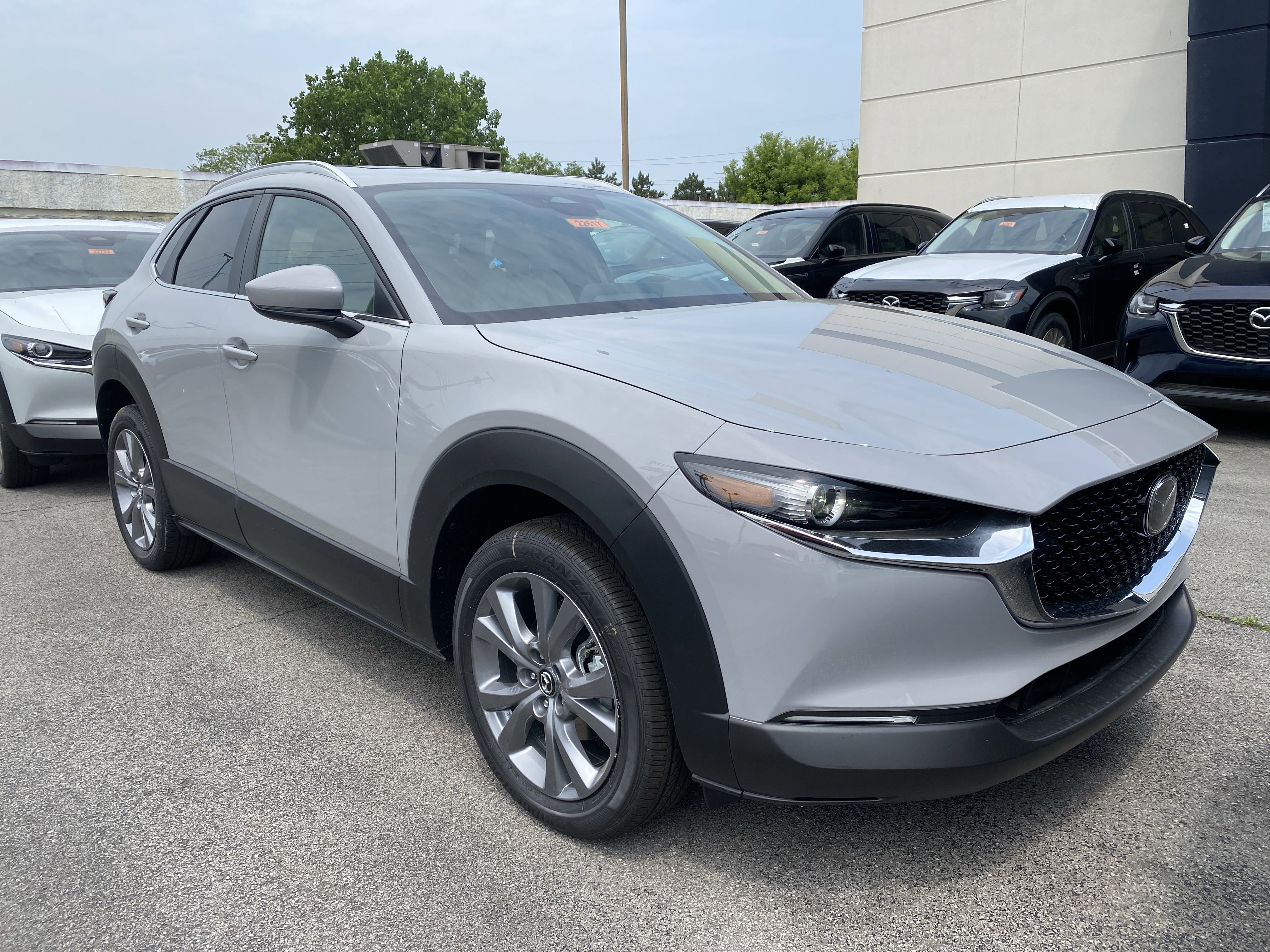 New 2025 MAZDA CX-30 AWD 2.5 S w/ Preferred Package image 2
