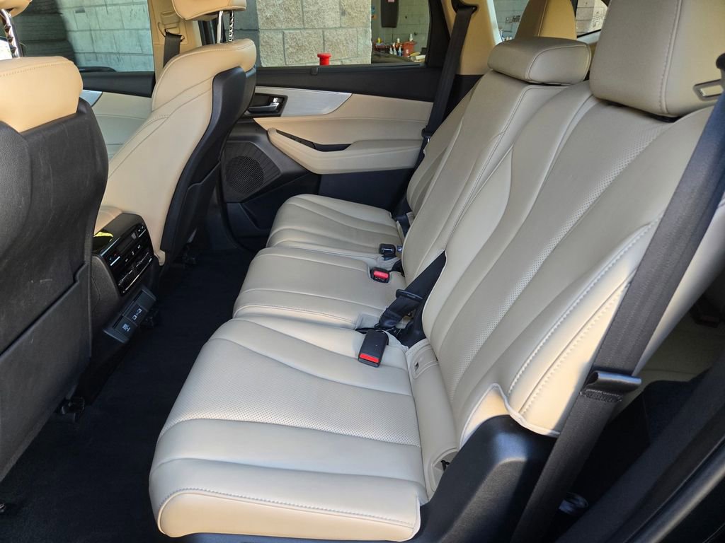 Used 2023 Acura MDX FWD w/ Technology Package image 12