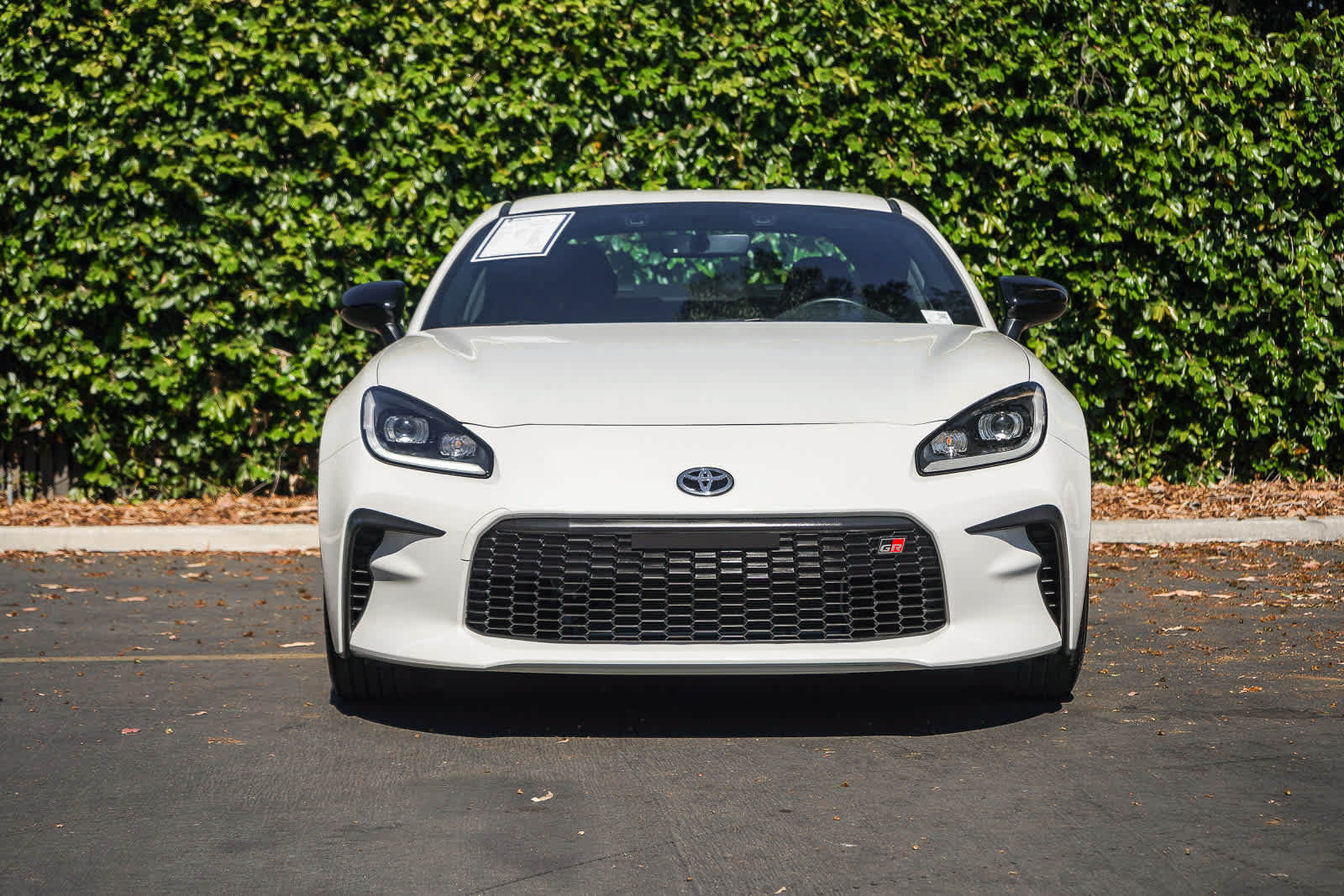 Used 2023 Toyota GR86 w/ ALL Weather Mat Package (TMS) RWD image 2