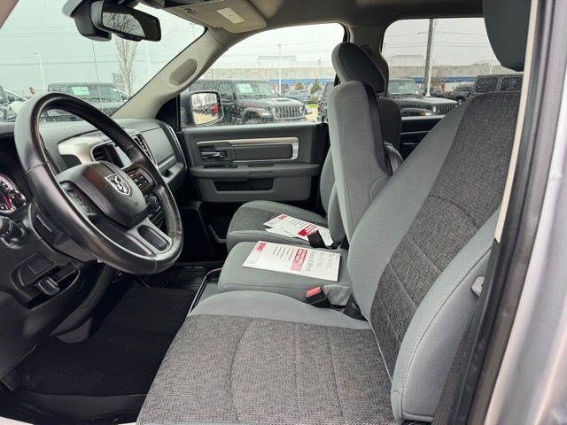 Certified 2019 RAM 1500 Classic SLT w/ Luxury Group image 11