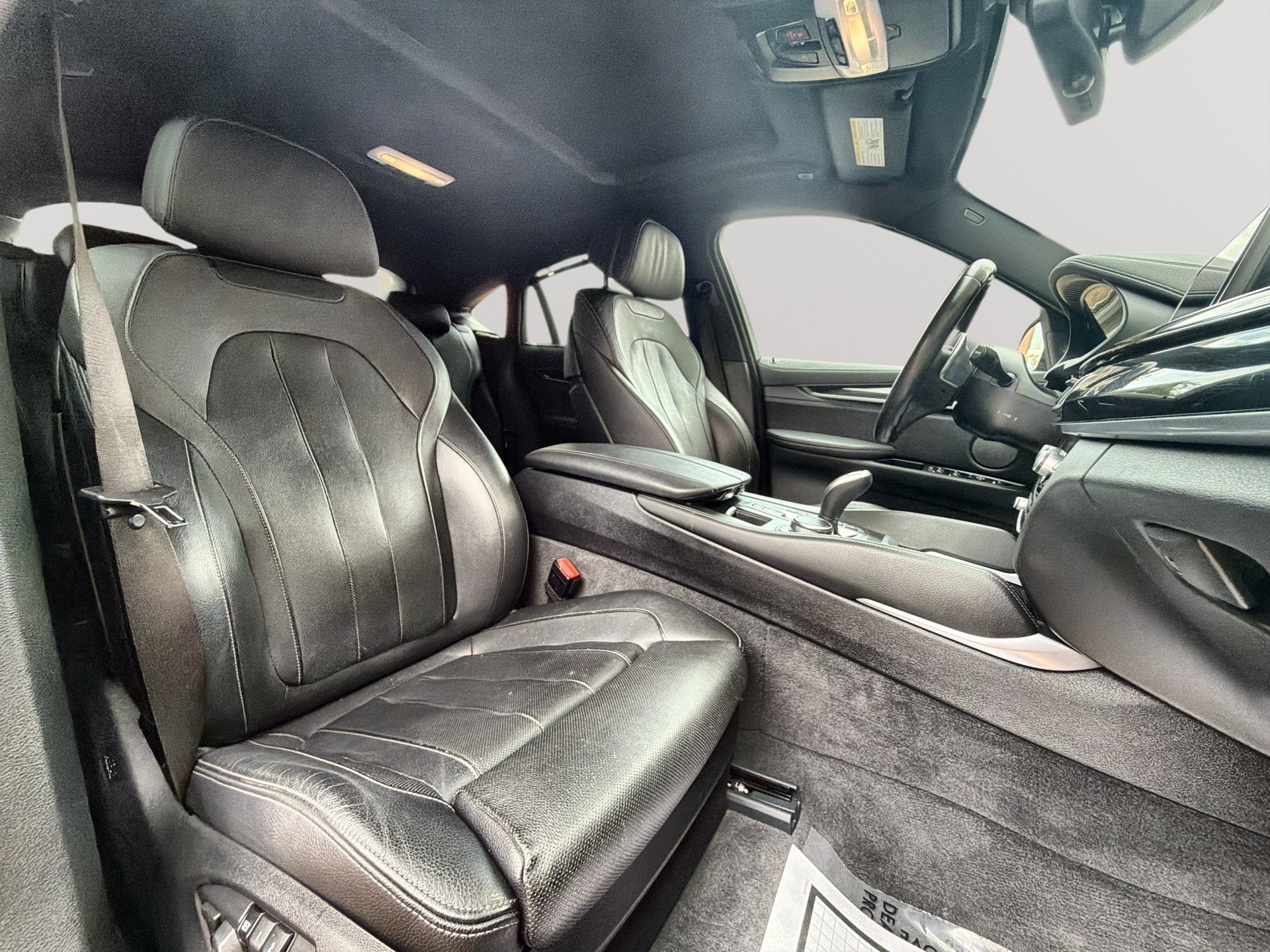 Used 2019 BMW X6 xDrive50i w/ M Sport Package AWD/4WD image 28