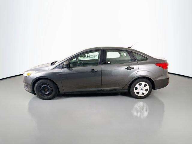 Used 2018 Ford Focus S FWD image 4