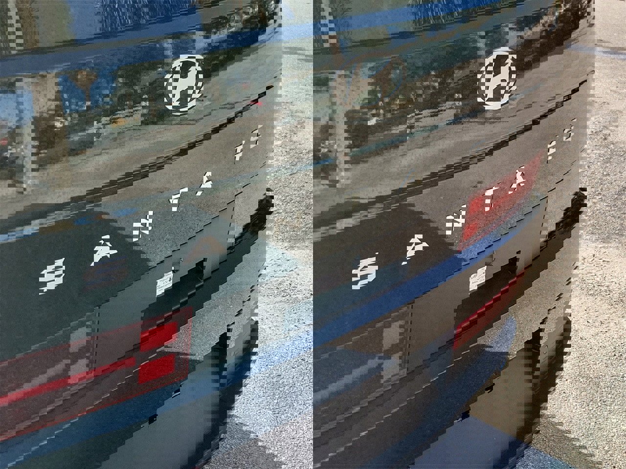 Used 2025 Hyundai Santa Fe SEL image 6