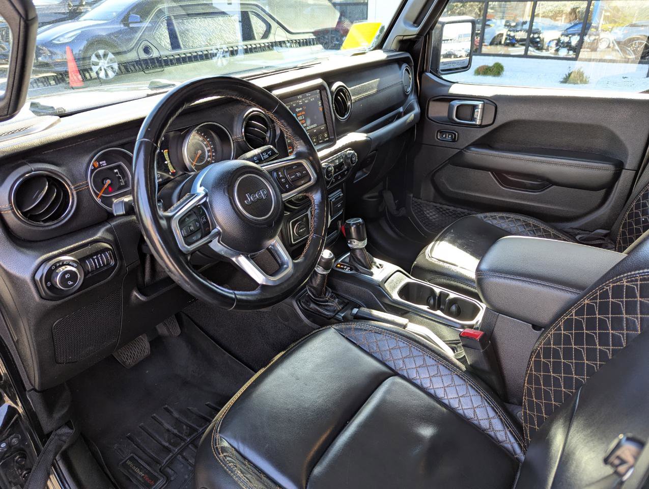 Used 2021 Jeep Gladiator Overland AWD/4WD image 13