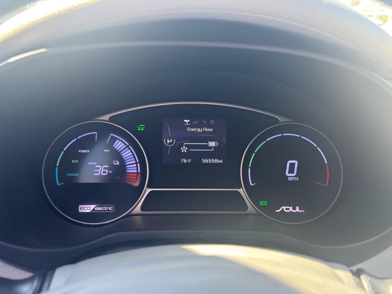 Used 2016 Kia Soul EV FWD image 20