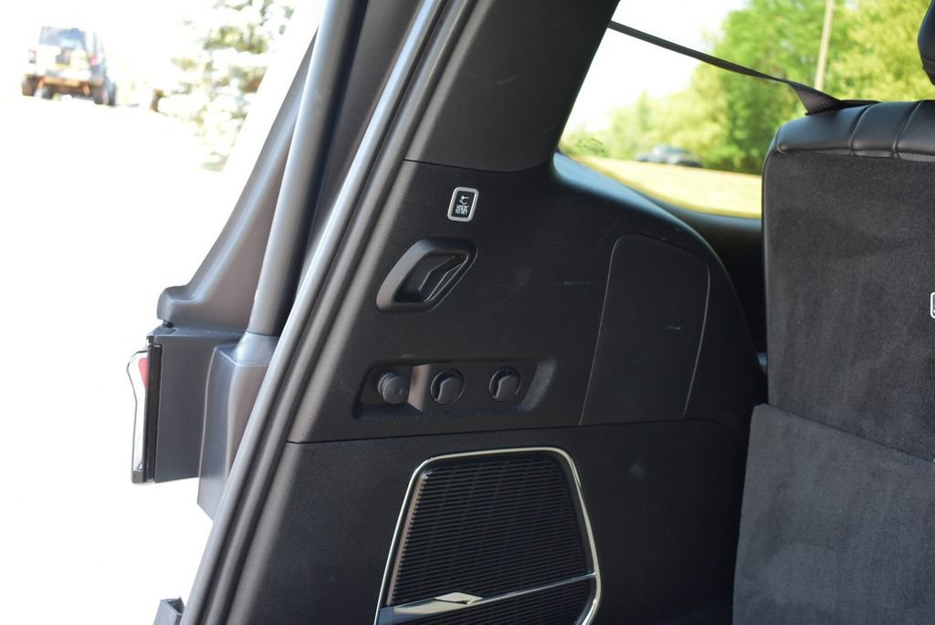 Used 2022 Jeep Wagoneer Series II AWD/4WD image 41