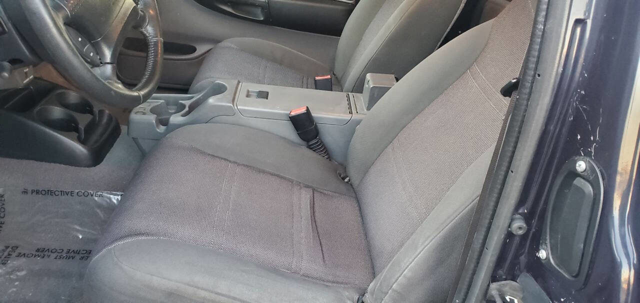Used 2002 Ford Ranger FX4 image 26