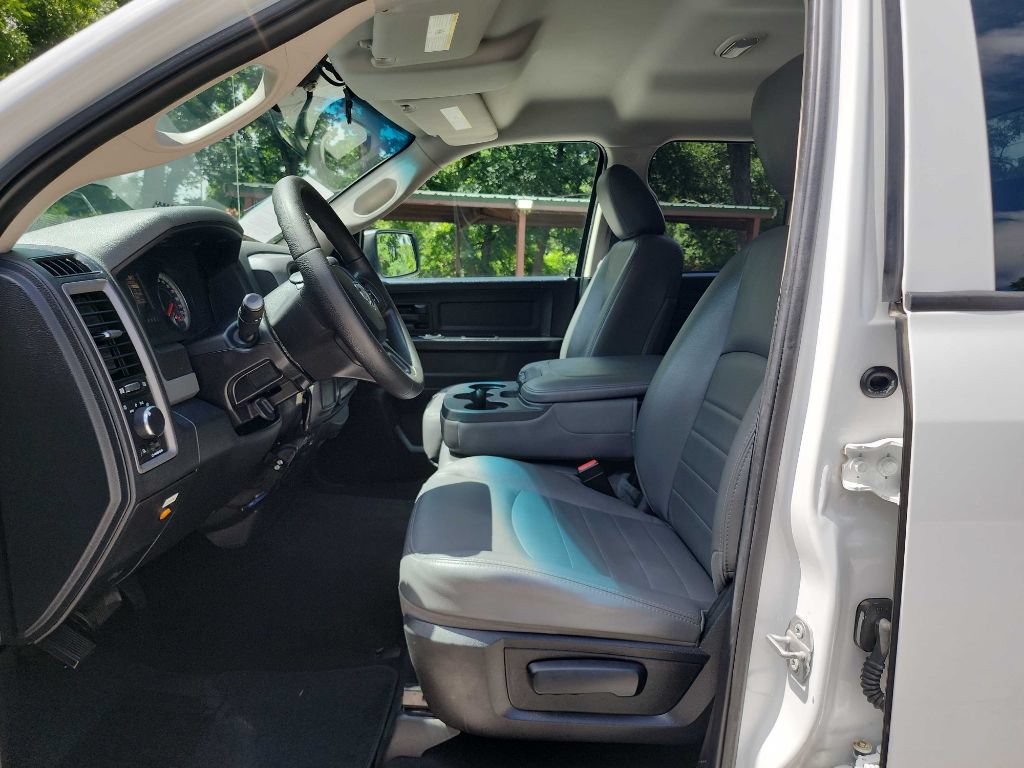 Used 2015 RAM 1500 Tradesman RWD image 16