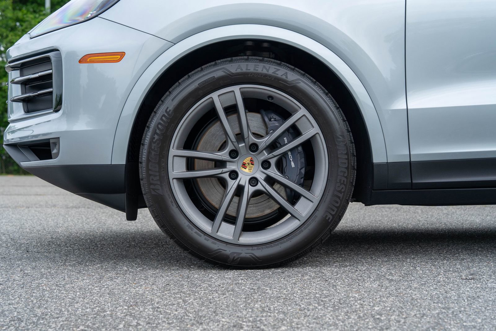 Certified 2024 Porsche Cayenne AWD/4WD image 11