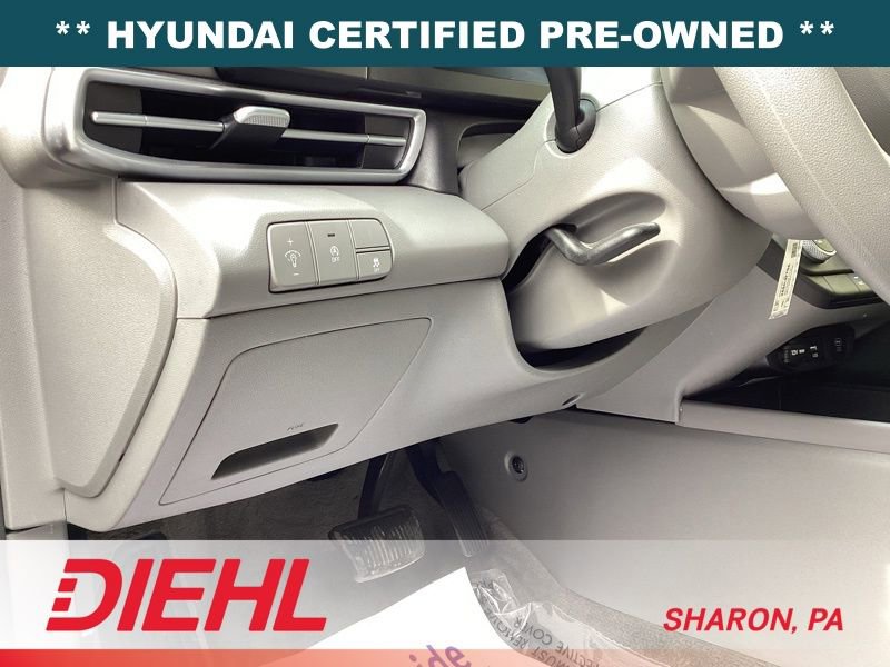 Used 2024 Hyundai Elantra SE image 24