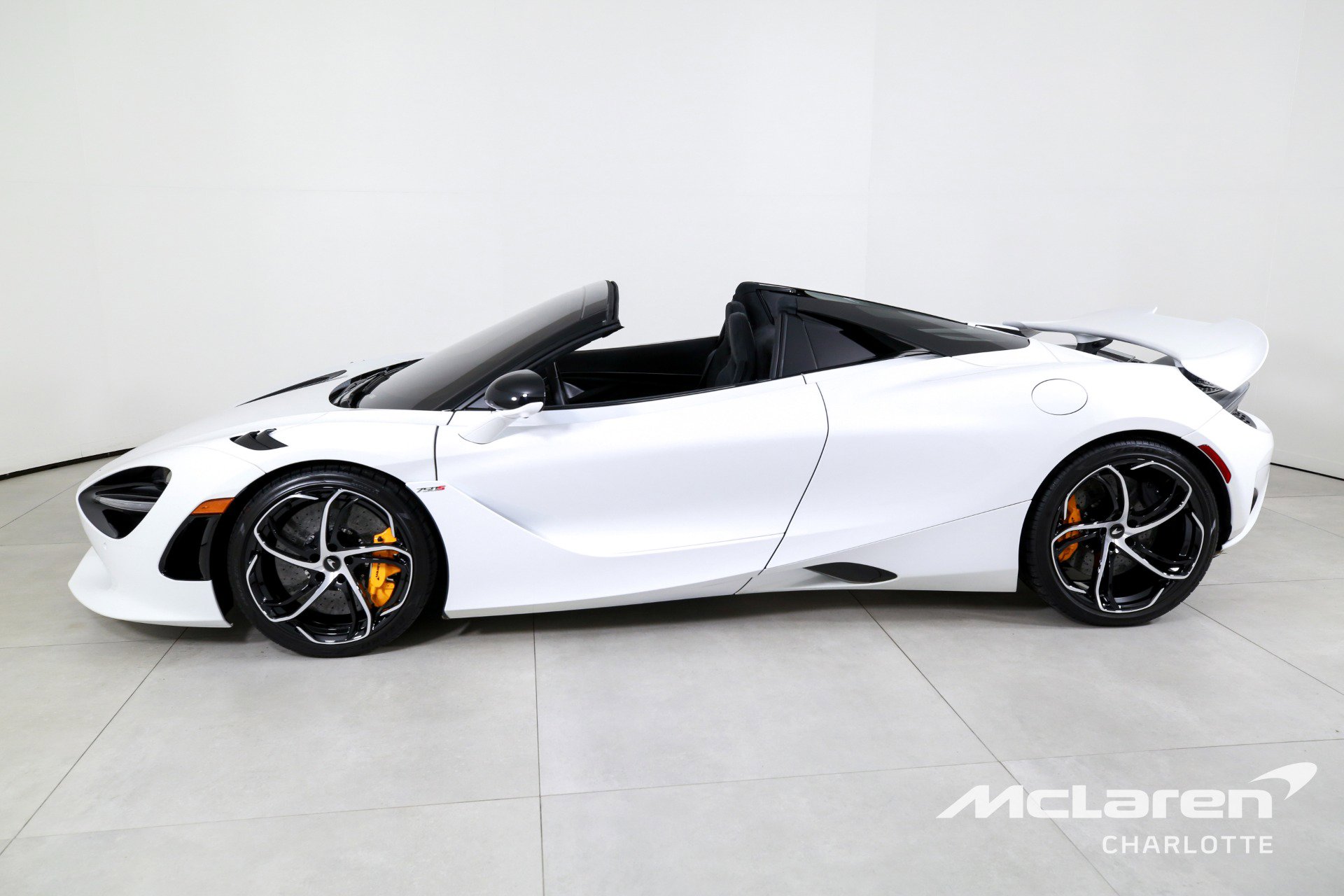 Used 2024 McLaren 750S Spider image 7