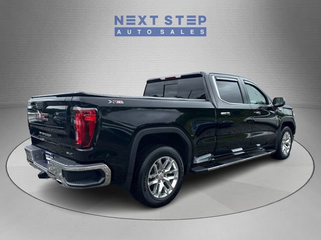 Used 2022 GMC Sierra 1500 SLT w/ SLT Premium Plus Package AWD/4WD image 8