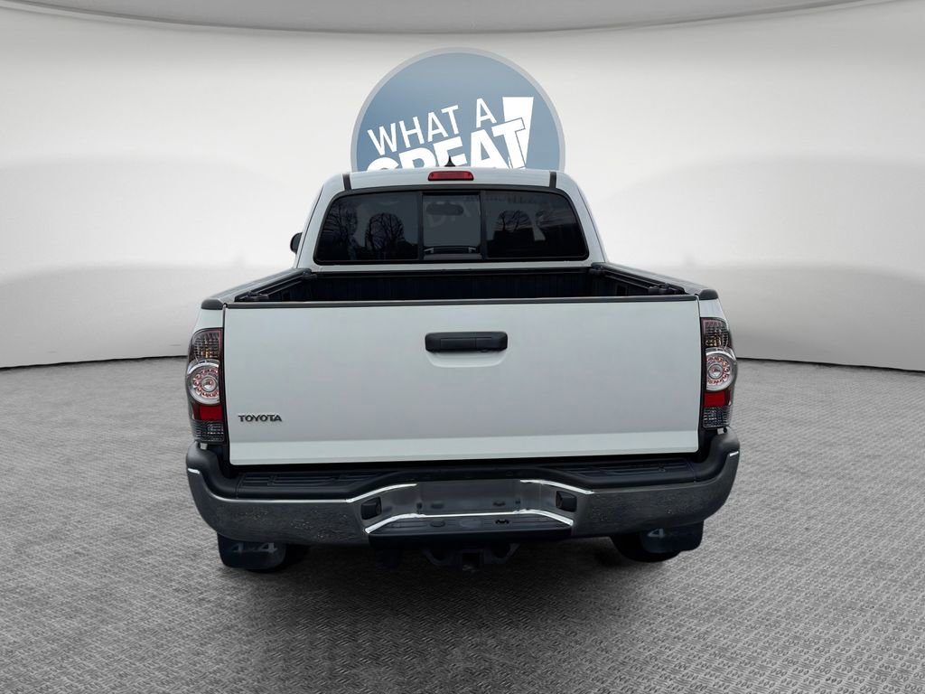 Used 2012 Toyota Tacoma 4x4 Access Cab V6 w/ TRD Off-Road Pkg image 5