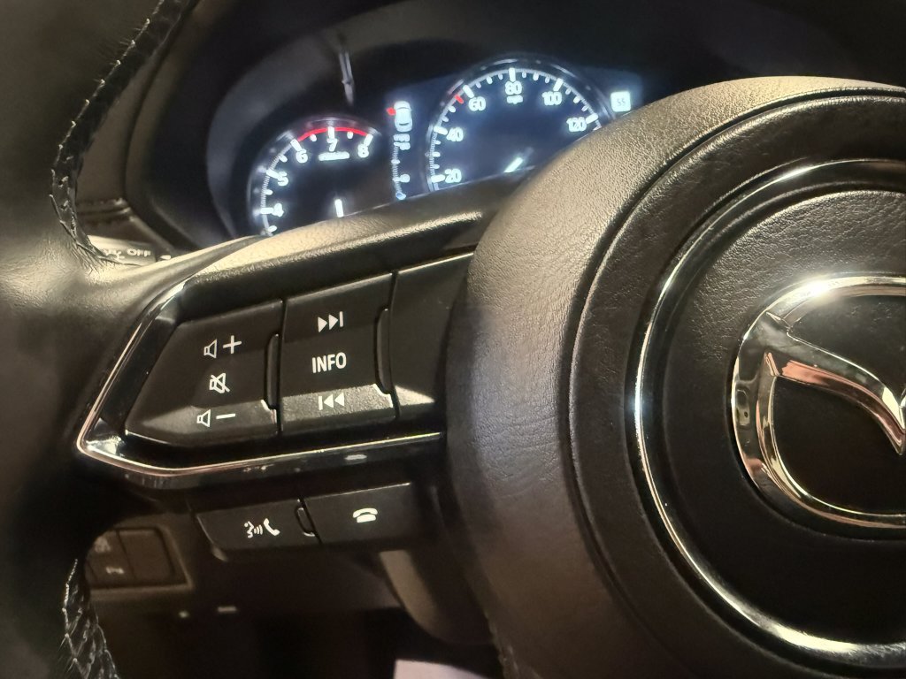 Used 2023 MAZDA CX-5 Signature AWD/4WD image 32