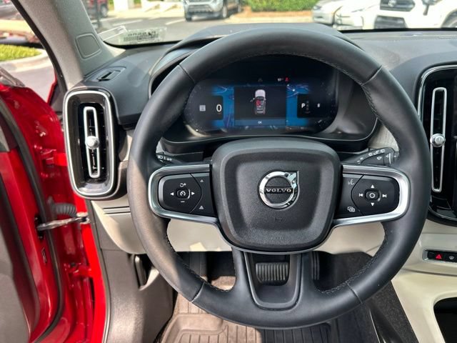 Used 2023 Volvo XC40 B4 Ultimate w/ Protection Package Premier FWD image 21