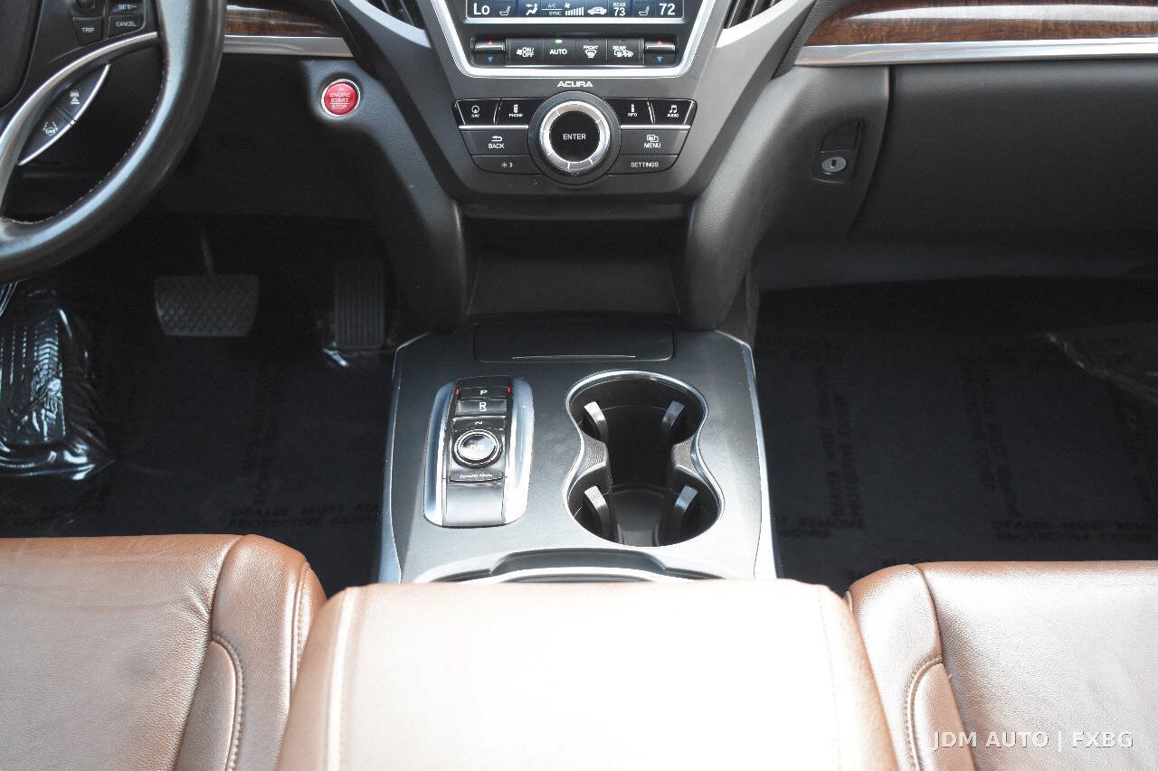 Used 2017 Acura MDX w/ Technology Package AWD/4WD image 32