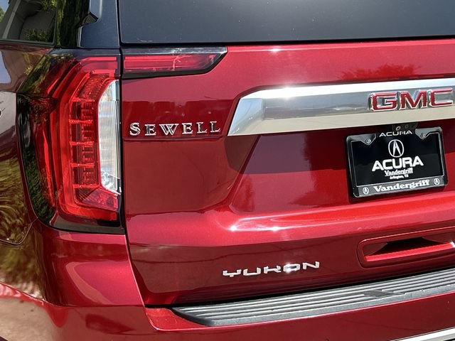 Used 2022 GMC Yukon XL Denali w/ Denali Premium Package AWD/4WD image 7