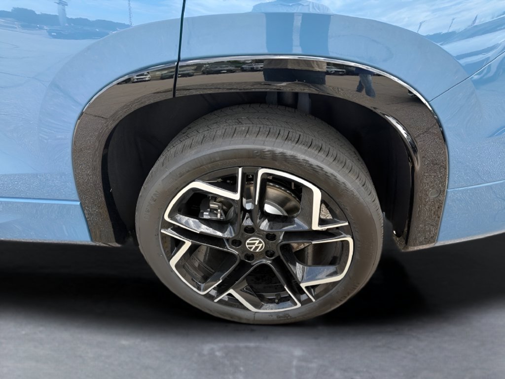 New 2026 Volkswagen Tiguan SEL R-Line AWD/4WD image 36