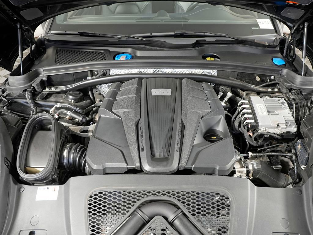 Certified 2019 Porsche Macan S image 43